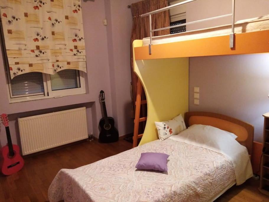 Appartement Τεσσαρι Στον Ναυτικο Ομιλο Χiου à Chios Town Extérieur photo